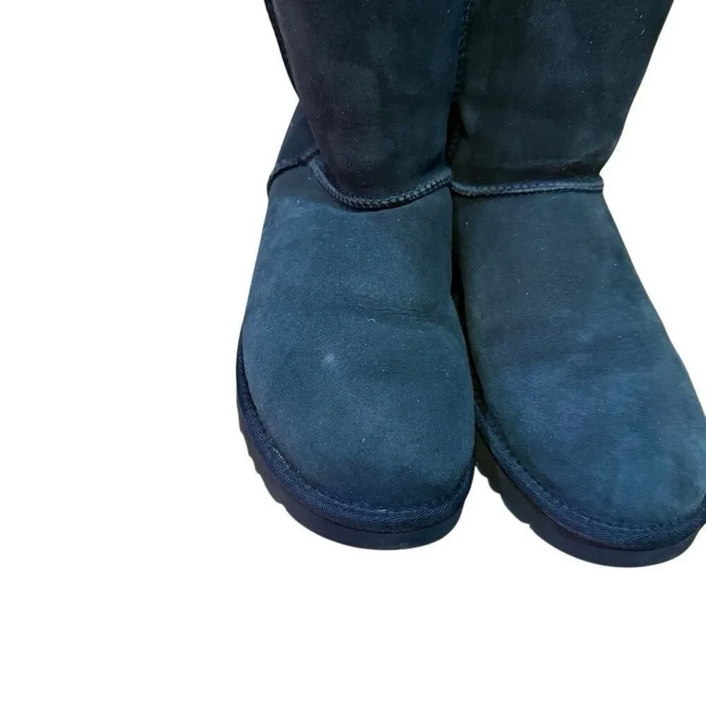 UGG Classic Short II Womens Mid-Calf Boots Sz 9 Black Sheepskin Suede Pull-On - Picture 5 of 7